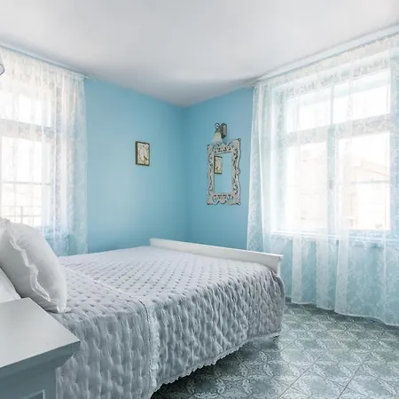 公寓 Blue Dreams In The Old Town With A Sea View