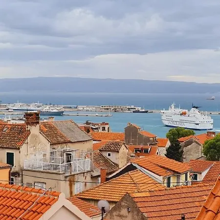 Blue Dreams In The Old Town With A Sea View 公寓 *