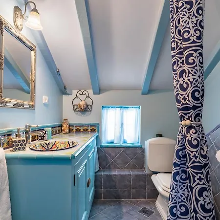 Blue Dreams In The Old Town With A Sea View Appartement