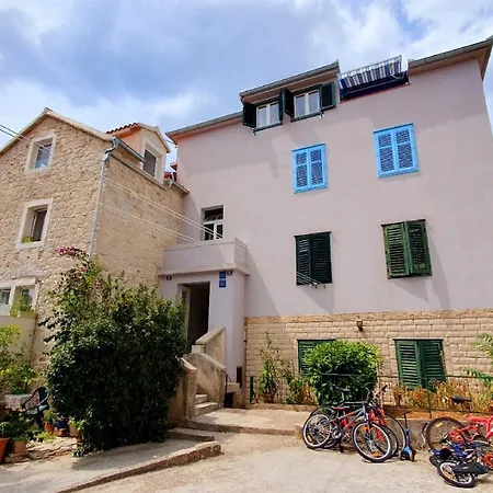 Apartment Blue Dreams In The Old Town With A Sea View Split