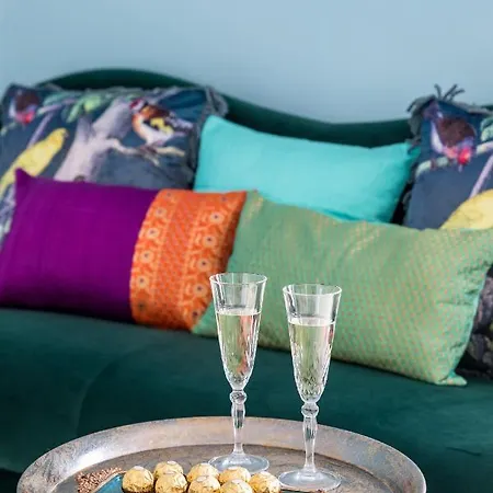 Апартаменты Blue Dreams In The Old Town With A Sea View