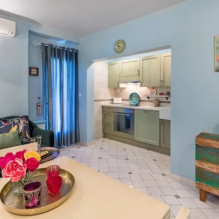 Apartment Blue Dreams In The Old Town With A Sea View Split