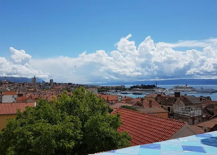 아파트 Blue Dreams Apartments Split Old Town - Sea View With Balcony & Terrace *