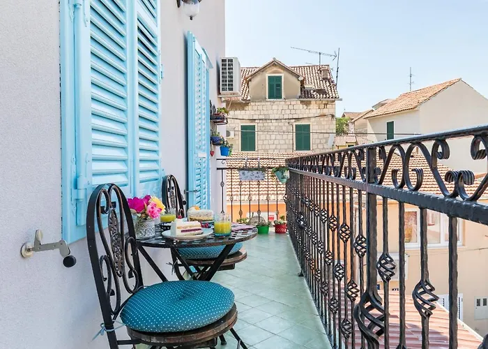 Blue Dreams Apartments Split Old Town - Sea View With Balcony & Terrace 아파트 *