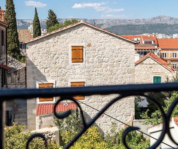 아파트 Blue Dreams Apartments Split Old Town - Sea View With Balcony & Terrace 스플리트